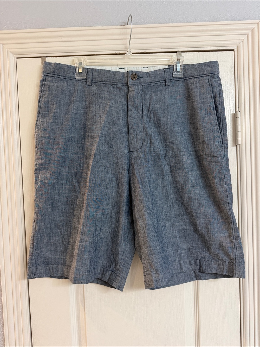 Banana Republic Men's Chambray Flat-Front Shorts - Blue
